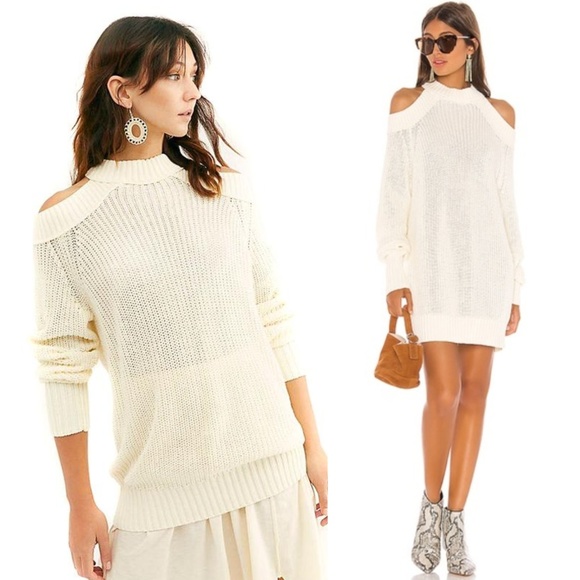 Free People Tops - FREE PEOPLE X REVOLVE New Cutout Tunic sweater